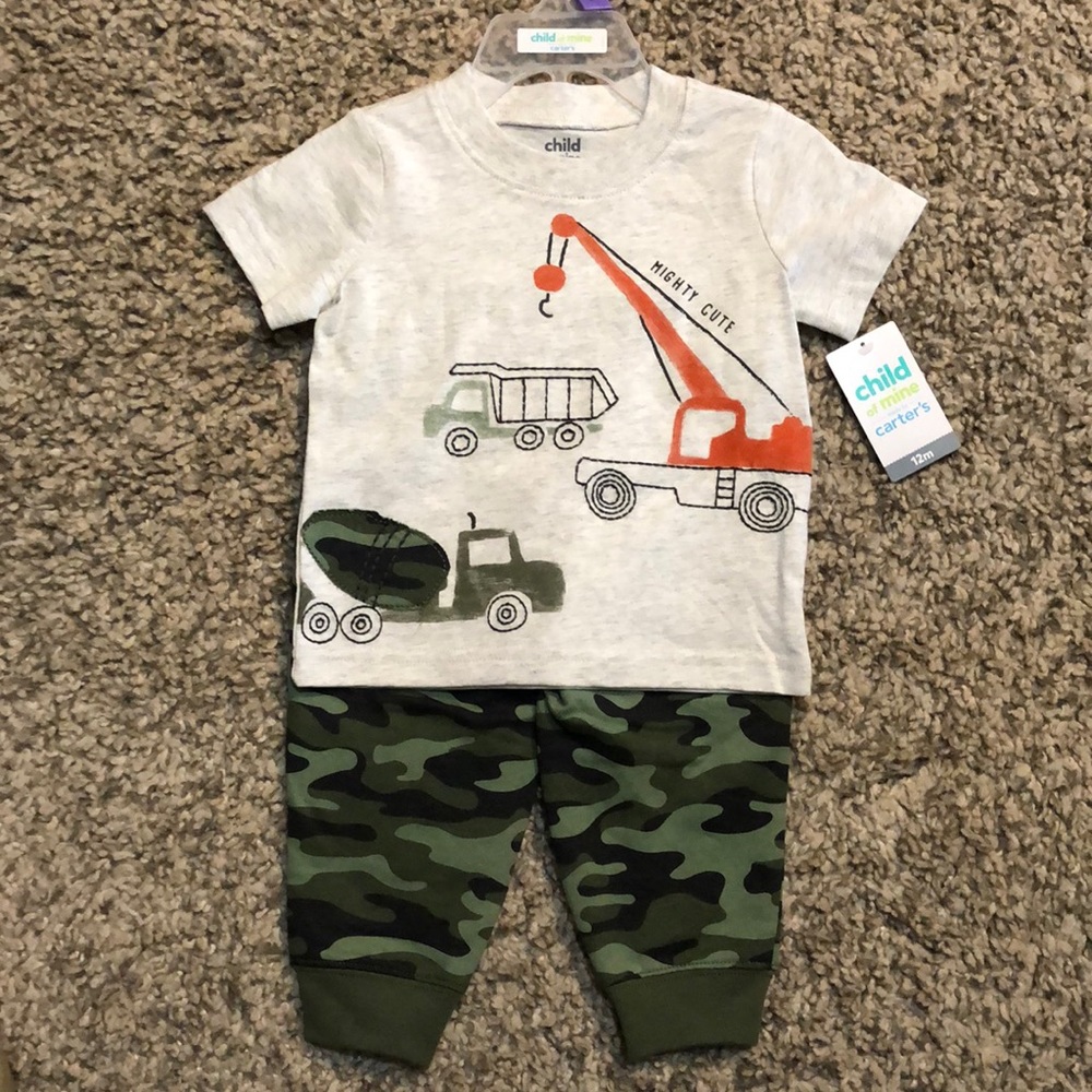 NEW Baby Boy Short Sleeve Shirt and Camo Pant 2pc 12M